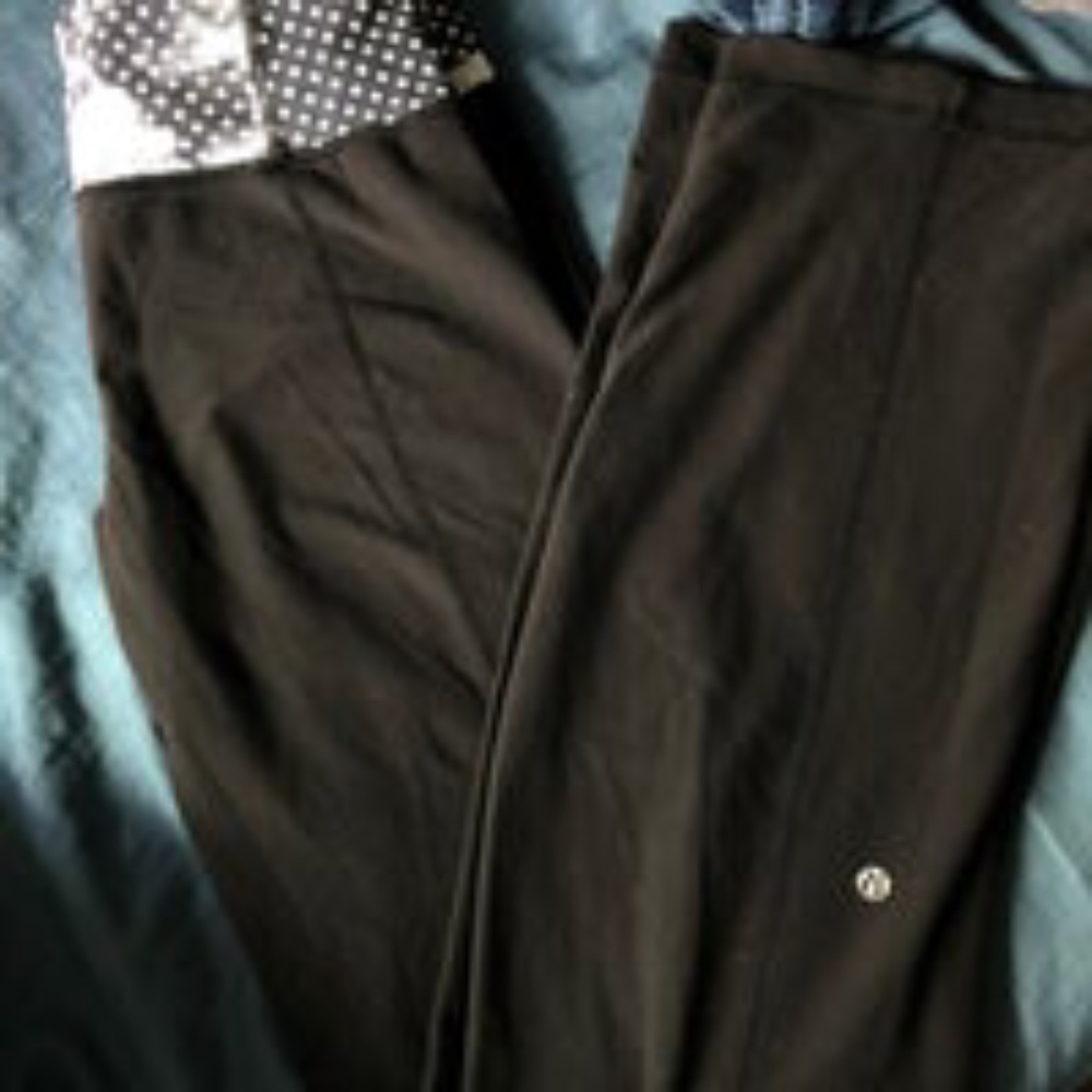 Lululemon Groove Reversible yoga pants